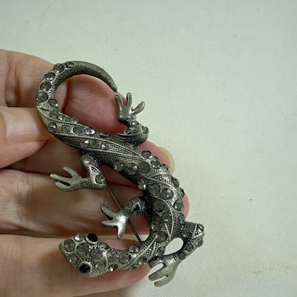 Vintage Silver Tone Rhinestone Lizard Brooch Pin 3 in, Gecko - Picture 9 of 11